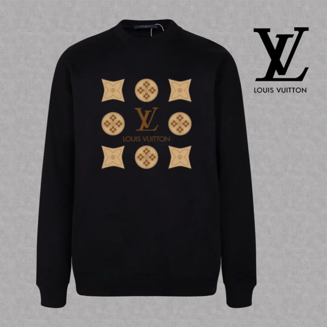 🅿️250 hot style on the shelves🔥❗ 💫〖Louis Vuitton LV〗 Fashionable round neck sweatshirt, casually matched with various styles, it is perfectly handsome😎The whole dress is made of double waistcoats, which makes the whole dress more three-dimensional. Not ordinary factories can do such fine work. The 2025 spring style counters are on sale, exquisite round neck terry sweatshirt, high-end double-strand pure cotton Customized drawstring ribs are dyed in the same vat and are complete with three standards. The chest craftsmanship adopts a simple and elegant pattern on the chest, which is easy to control for any age group! Fit and comfortable! Customized thickened 440g terry sweatshirt fabric, soft and comfortable to the touch, with a three-dimensional shape! 🙌🏻 It’s also very breathable, so it’s a versatile style that can be worn with any outfit! ✔Color: Black White Apricot Size: S M L XL 2XL